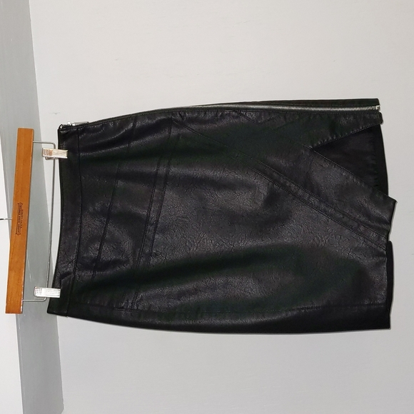 Like New! Vegan/Faux Leather Midi/Pencil Skirt with zipper - Picture 2 of 8